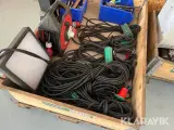 Diverse udstyr og ledninger - 2