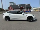 Tesla Model 3  Standard Range+ RWD - 4