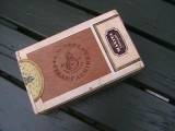Cigarkasse i træ.