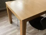   Skovby spisebord bøg lakeret 