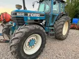 Ford 8210 - 5