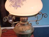 En fin vintage elpetroleums lampe