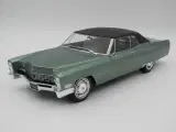 1968 Cadillac DeVille Convertible 1:18  1/500