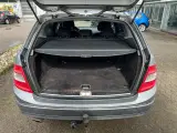 Mercedes C220 2,2 CDi Avantgarde stc. - 5