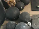 Slam balls