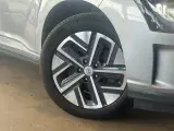 Hyundai Kona 39 EV Essential - 2
