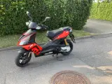 Aprilia SR 50 R E4 30km/t scooter