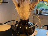 Louise Roe balloon vase 03 smoked 
