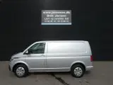 VW Transporter Kort 2,0 TDI BMT DSG 150HK Van 7g Aut. - 4