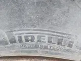 Pirelli - 4