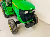 John Deere 3320 - 4