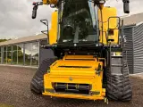 New Holland CR9.90 - 3