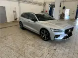 Volvo V60 T6 ReCharge R-Design aut. AWD - 2