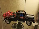 LEGO Technic 9395 Pick-Up Tow Truck