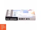 Sort sti af Åsa Larsson (Bog) - 2