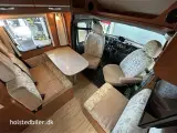 2010 - Hymer Eriba   Velholdt og godt udstyret - 2