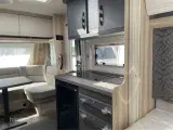 2024 - Hobby De Luxe 460 LU   Lækker enkelsengsvogn og rundsidegruppe fra Hinshøj Caravan - 3