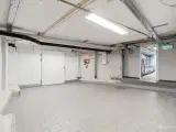 150 m² højloftet lager udlejes! - 3