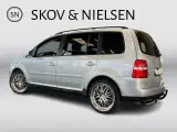 VW Touran 1,9 TDi 100 Trendline - 3