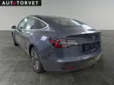 Tesla Model 3  Standard Range+ RWD - 3