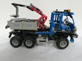 LEGO Technic Off-road truck - 4
