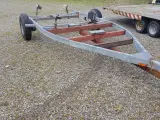 US Trailer til båd  2.5 bred og 6.70 længde 