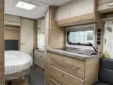 2023 - Fendt Bianco Activ 515 SD   Fendt Bianco Activ med stort badeværelse fra Hinshøj Caravan - 3