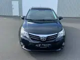 Toyota Avensis 2,0 D-4D T2 Touch stc. - 2