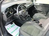 VW Touran 2,0 TDi 150 Highline DSG Van - 3
