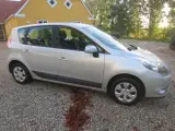 Renault Scenic 1.6 i År 2010. Nysynet.  - 5