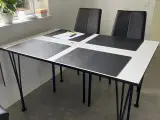Køkkenbord med klap