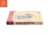 Global Marketing af Kate Gillespie, Jean-Pierre Jeannet, Hubert D. Hennessey (Bog) - 2