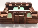 Fængselslegetøj:Fort Dallas med Blokhus. 1960´erne