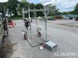 Klovpleje boks med tilbehør - 3