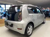 VW Up! 1,0 MPi 60 Move Up! - 5