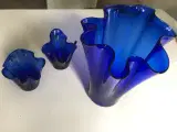 Vase blå glas håndlavet og 2 små vaser
