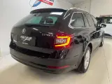 Skoda Octavia 1,5 TSi 150 Style Combi DSG - 4