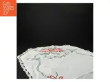 Broderet juledug med blonder (str. 80 x. 40 cm) - 3