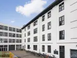Lyst og indbydende erhvervslejemål - 2