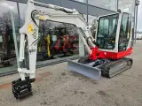 Takeuchi TB 235 - 4