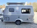 2018 - Hymer Eriba Familia 320   Enkeltsenge-Lamel-Mover-Telt - 5