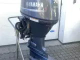 Yamaha F70AETL DEMO - 2