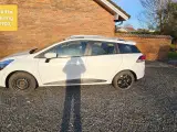 Renault Clio IV 0,9 TCe 90 Zen Sport Tourer - 2