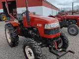 ONJ 435  Traktor 4 WD - 3