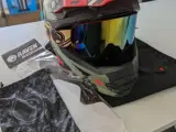 Motocross hjelm + briller. 