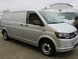 VW Transporter 2,0 TDi 180 Kassevogn DSG lang - 2