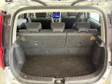 Opel Agila 1,0 12V Essentia 65HK 5d - 5