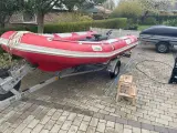 Båd med elmotor og trailer - 4