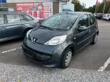 Peugeot 107 1,0 Trendy - 2