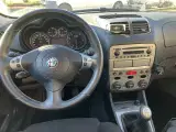 Alfa Romeo 147  2,0 Twin Spark - 5